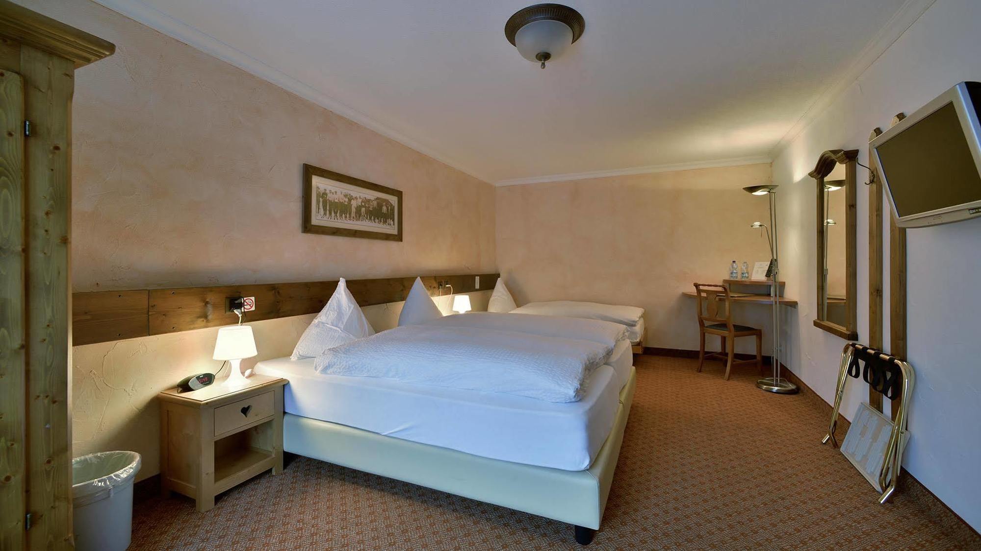 Hotel Le Chamois 3*